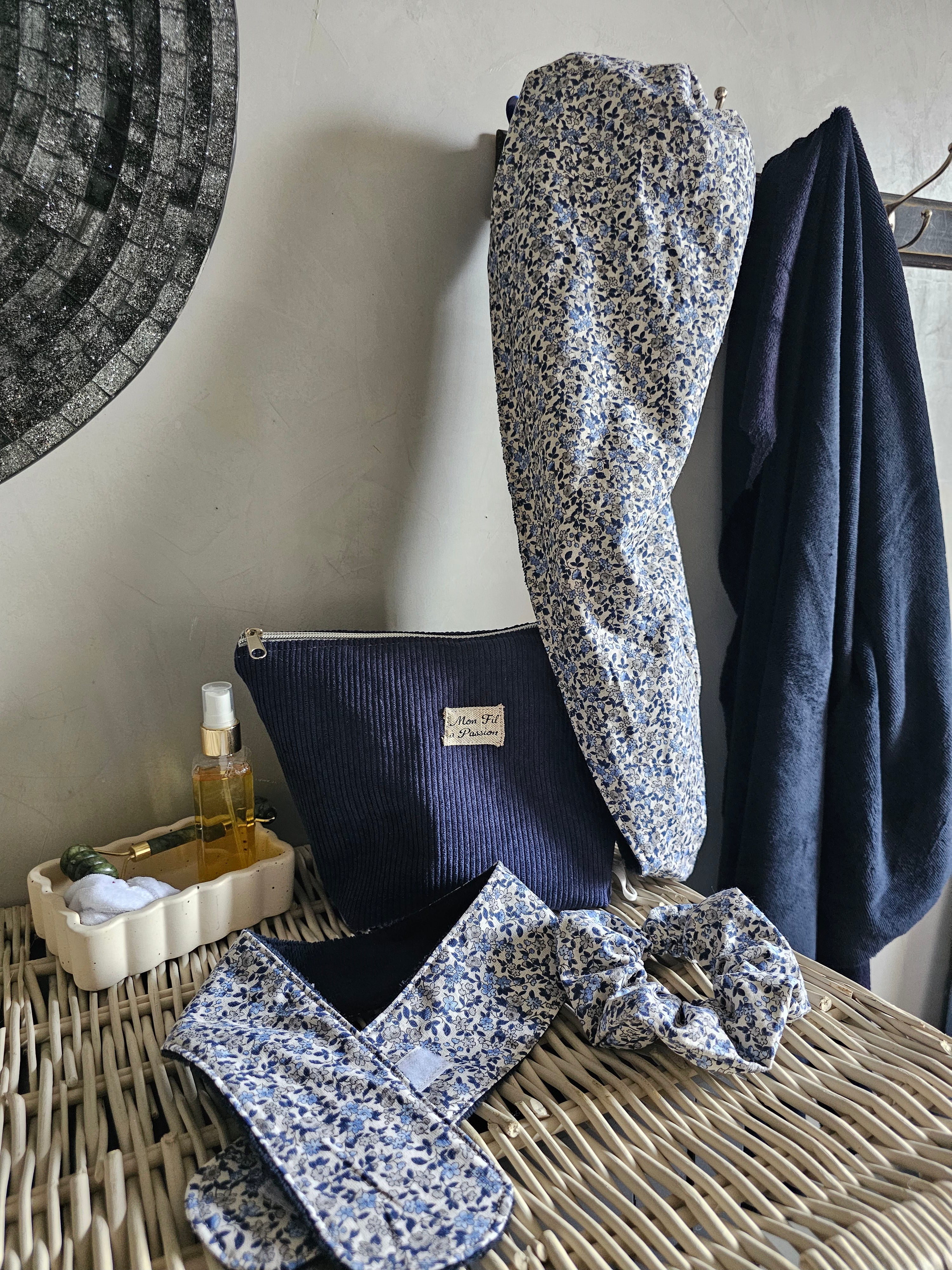 La pochette astucieuse (elle se transforme en panière)