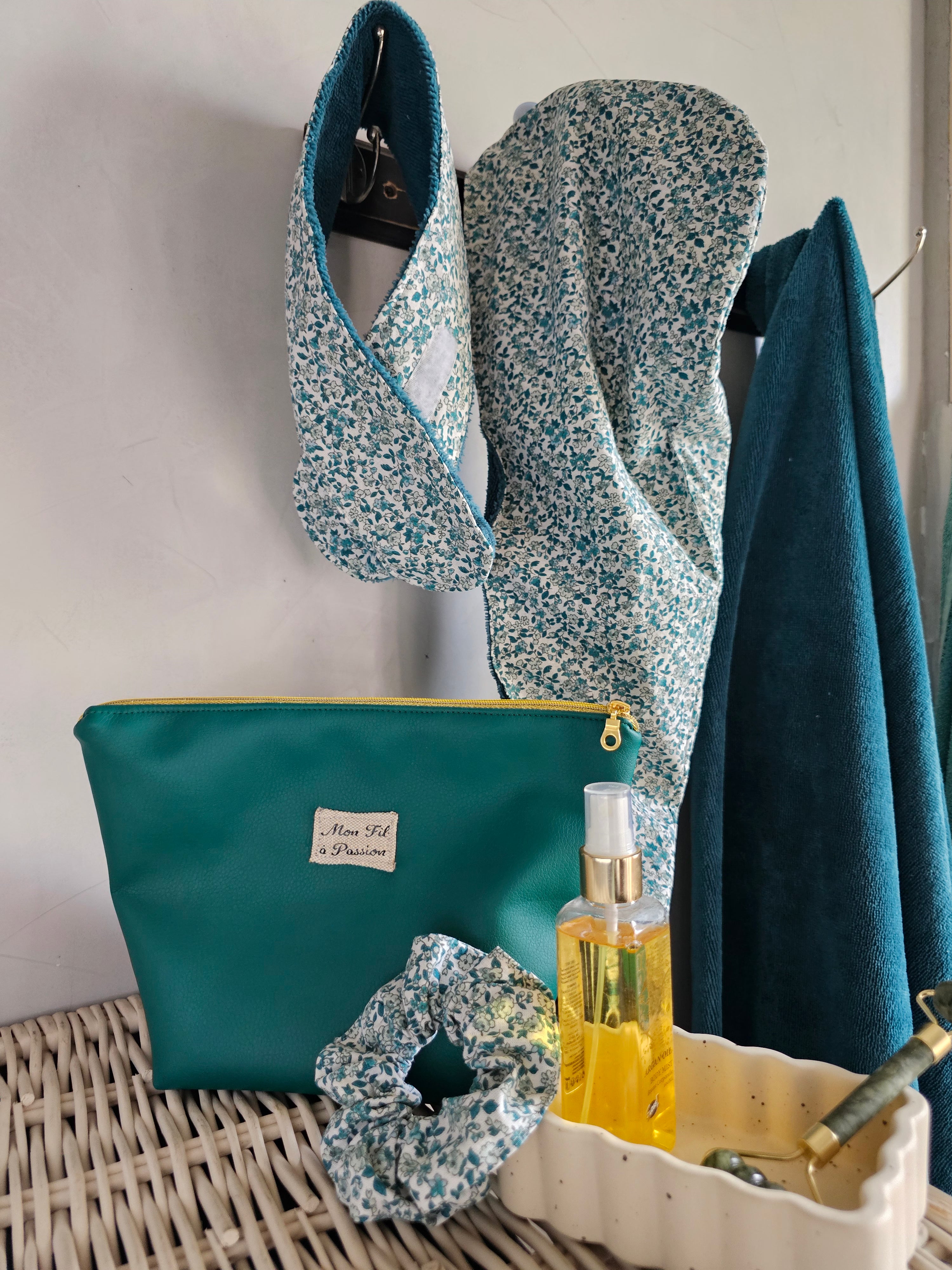 La pochette astucieuse (elle se transforme en panière)