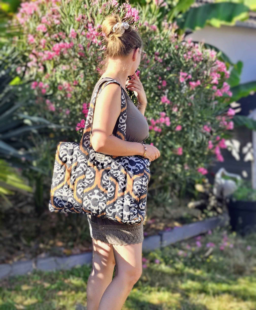 Cabas XL matelassé en coton épais & sa mini pochette / porte-monnaie assorti – Pièce unique