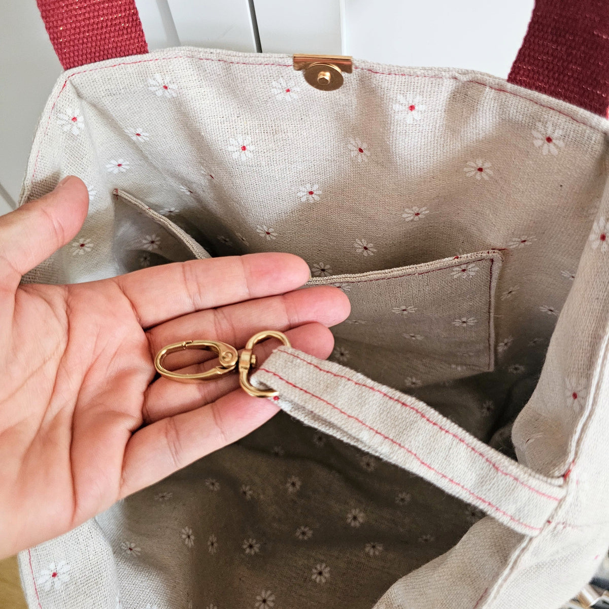 Sac cabas fait main en velours bordeau Le marguerite