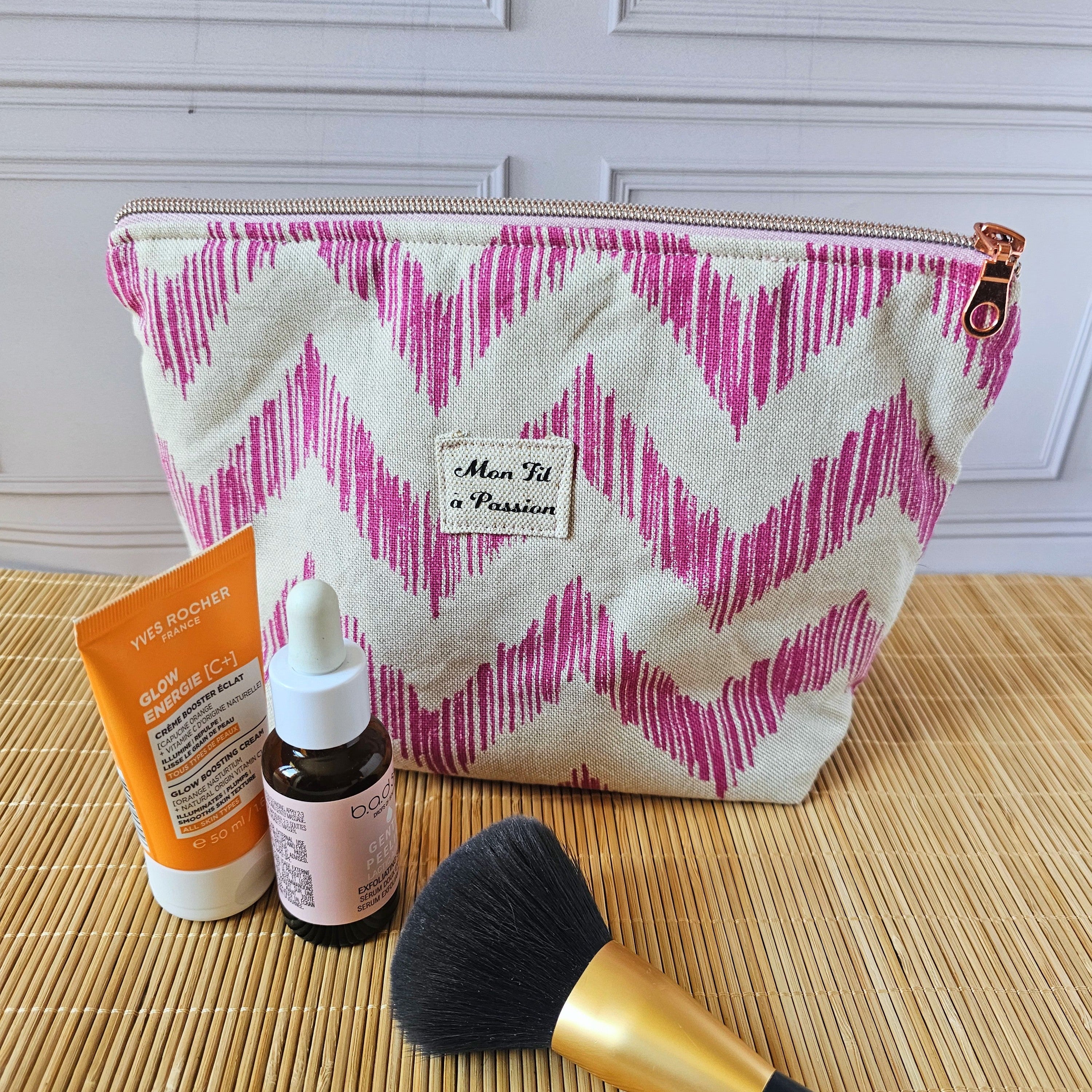 Pochette trousse de toilette 2-en-1 pratique et astucieuse 
