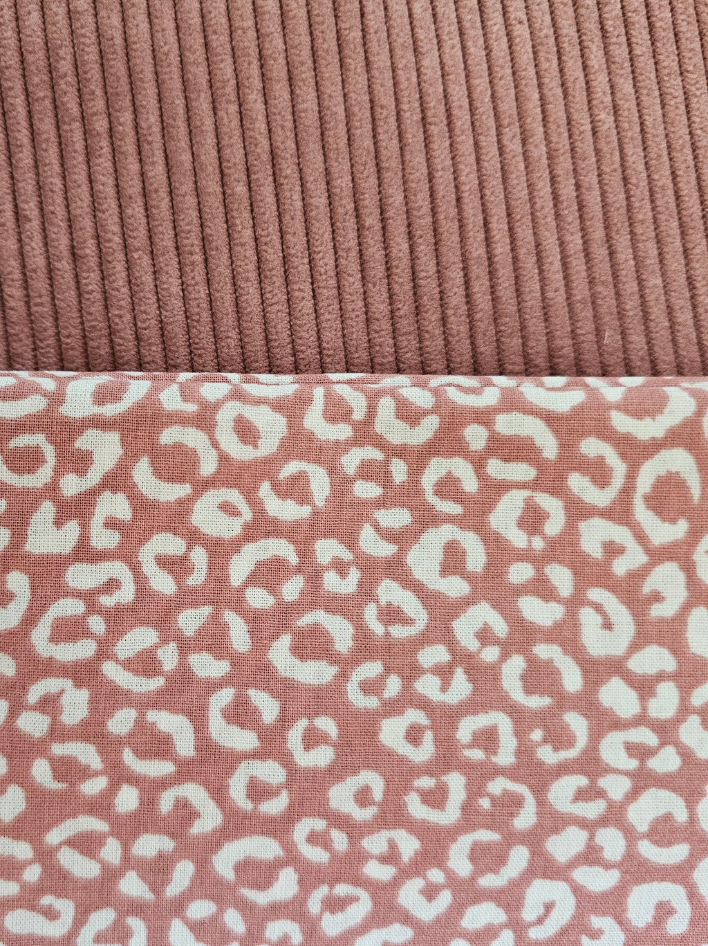 Velours vieux rose et Léo rose et blanc