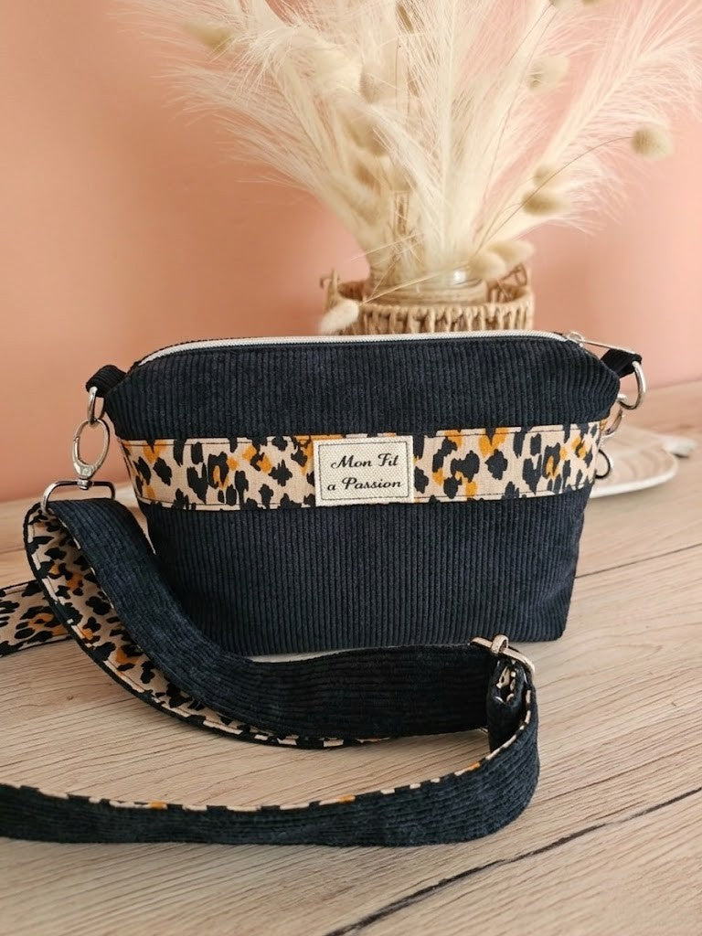 Mini sac bandoulière femme – léger, pratique & mains libres – fait main France | Mon Fil à Passion