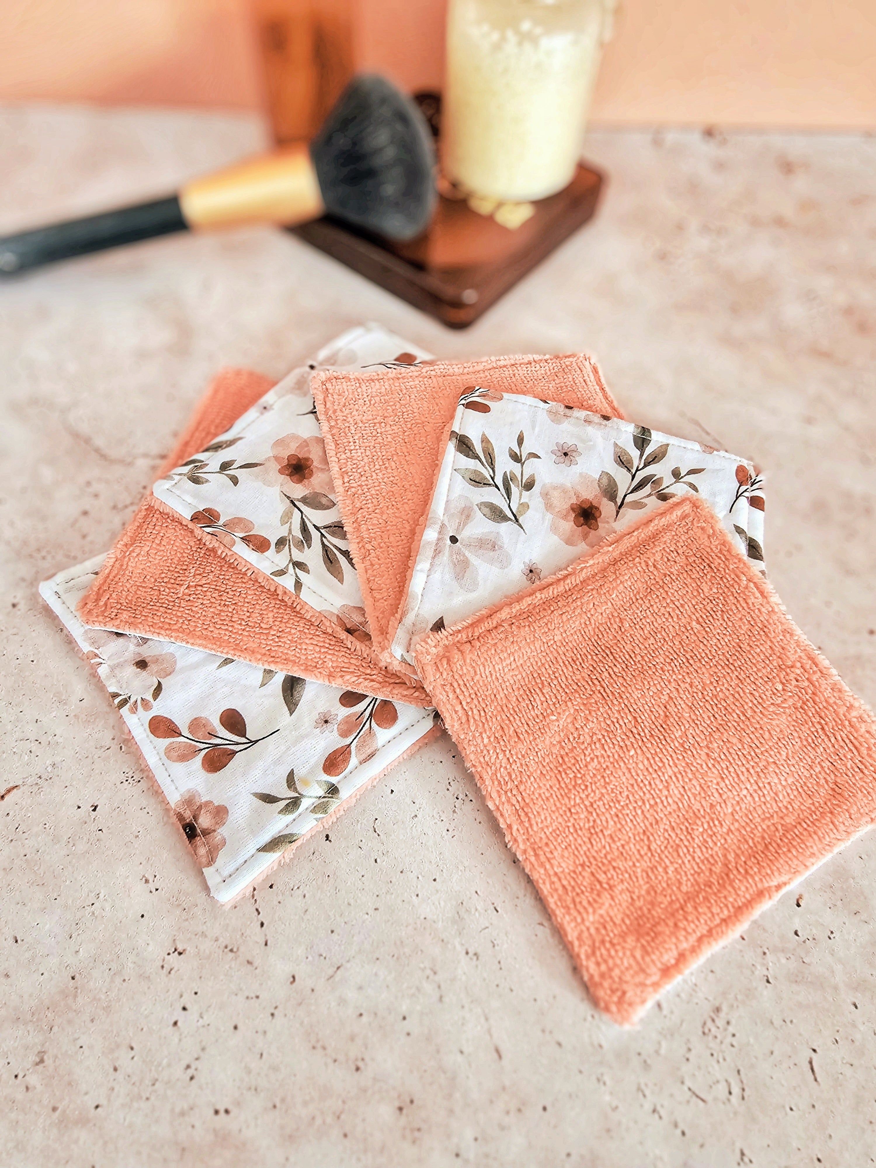 Lingette démaquillante lavable en éponge de bambou - routine beauté zéro déchet