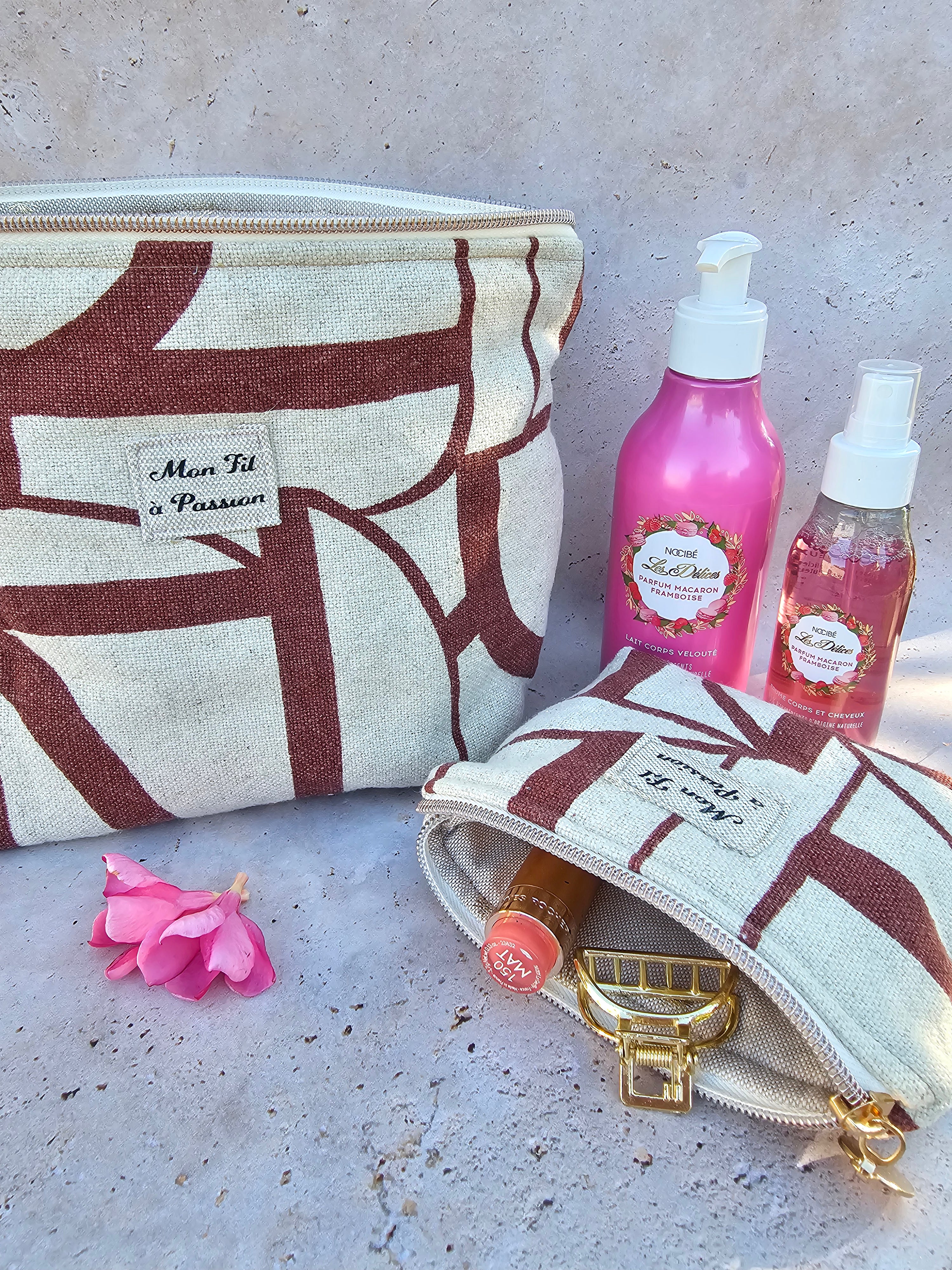 Pochette de rangement, trousse beauté, soins & organisation du quotidien