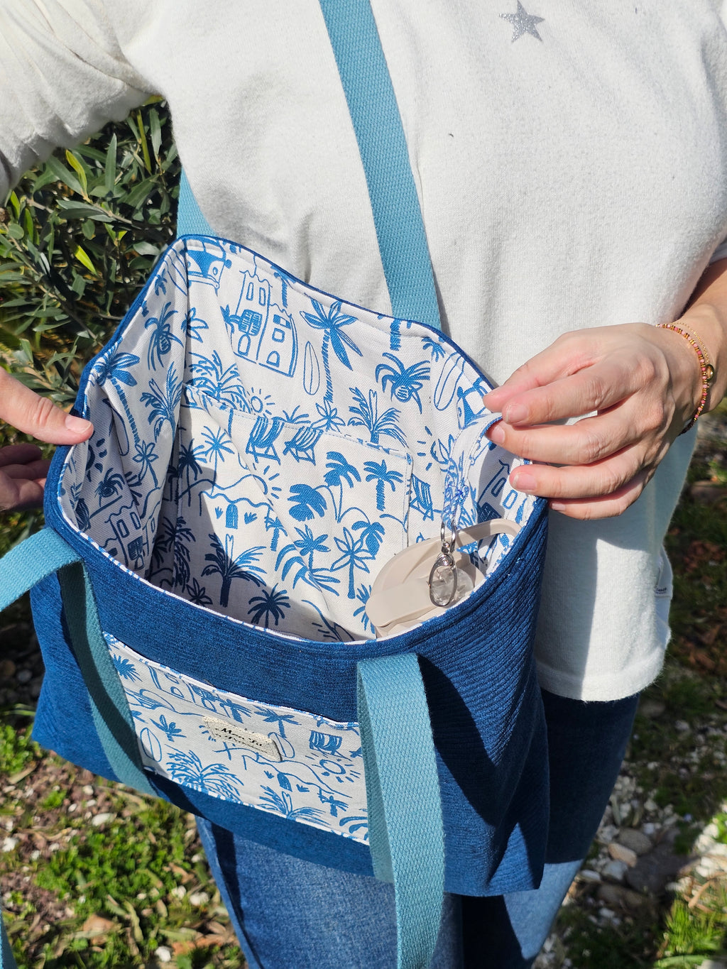Cabas femme fait main grand format – pratique & organisé avec mousqueton – Mon Fil à Passion