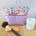 Pochette trousse de toilette 2-en-1 pratique et astucieuse