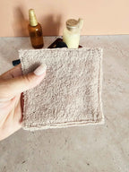 Lingette démaquillante lavable en éponge de bambou - routine beauté zéro déchet