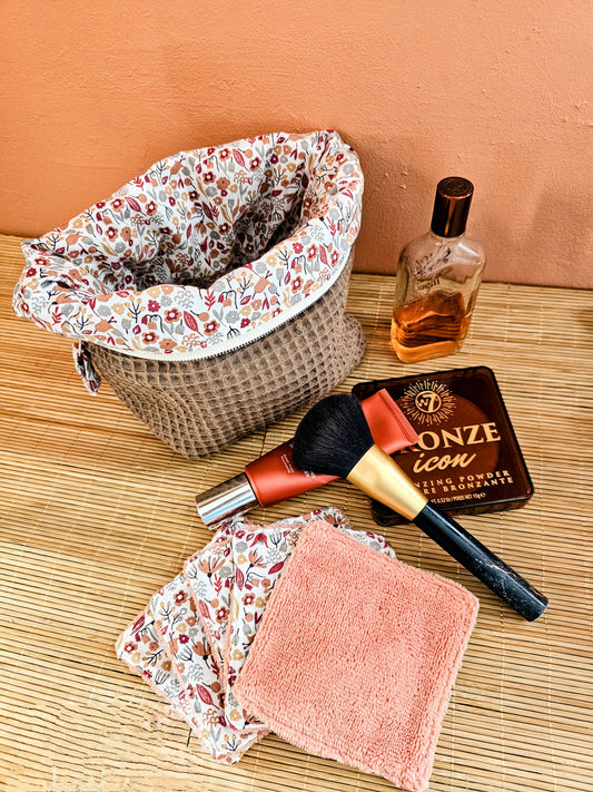 Coffret beauté Éco-responsable : pochette transformable & 5 Lingettes lavables en éponge de bambou