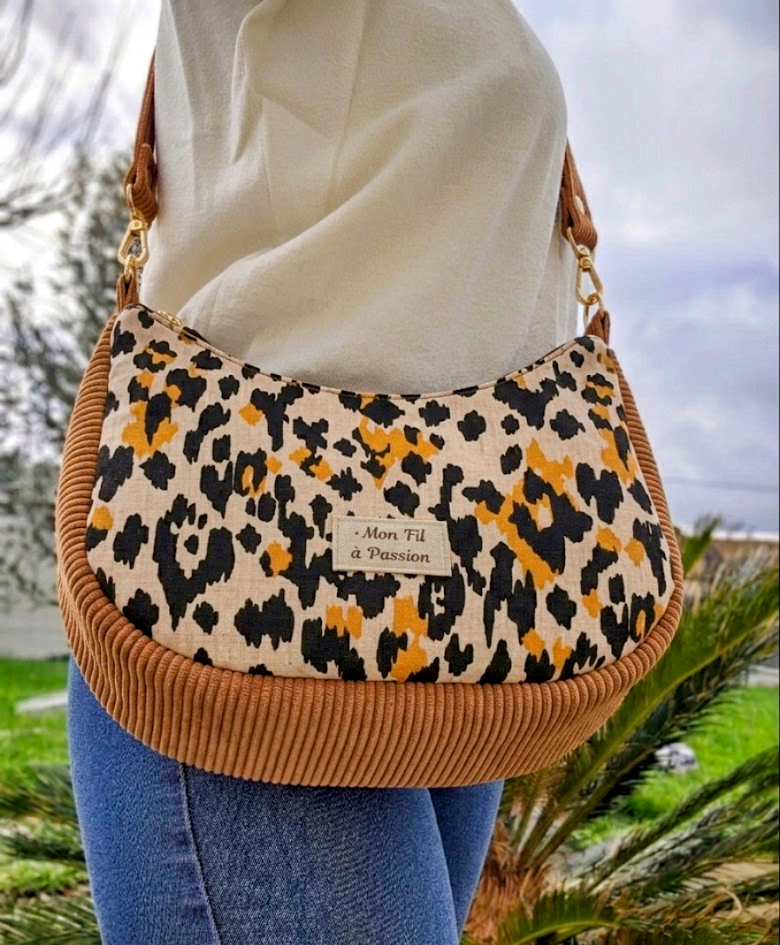 Sac bandoulière femme fait main – demi-lune chic ou bohème – Mon Fil à Passion