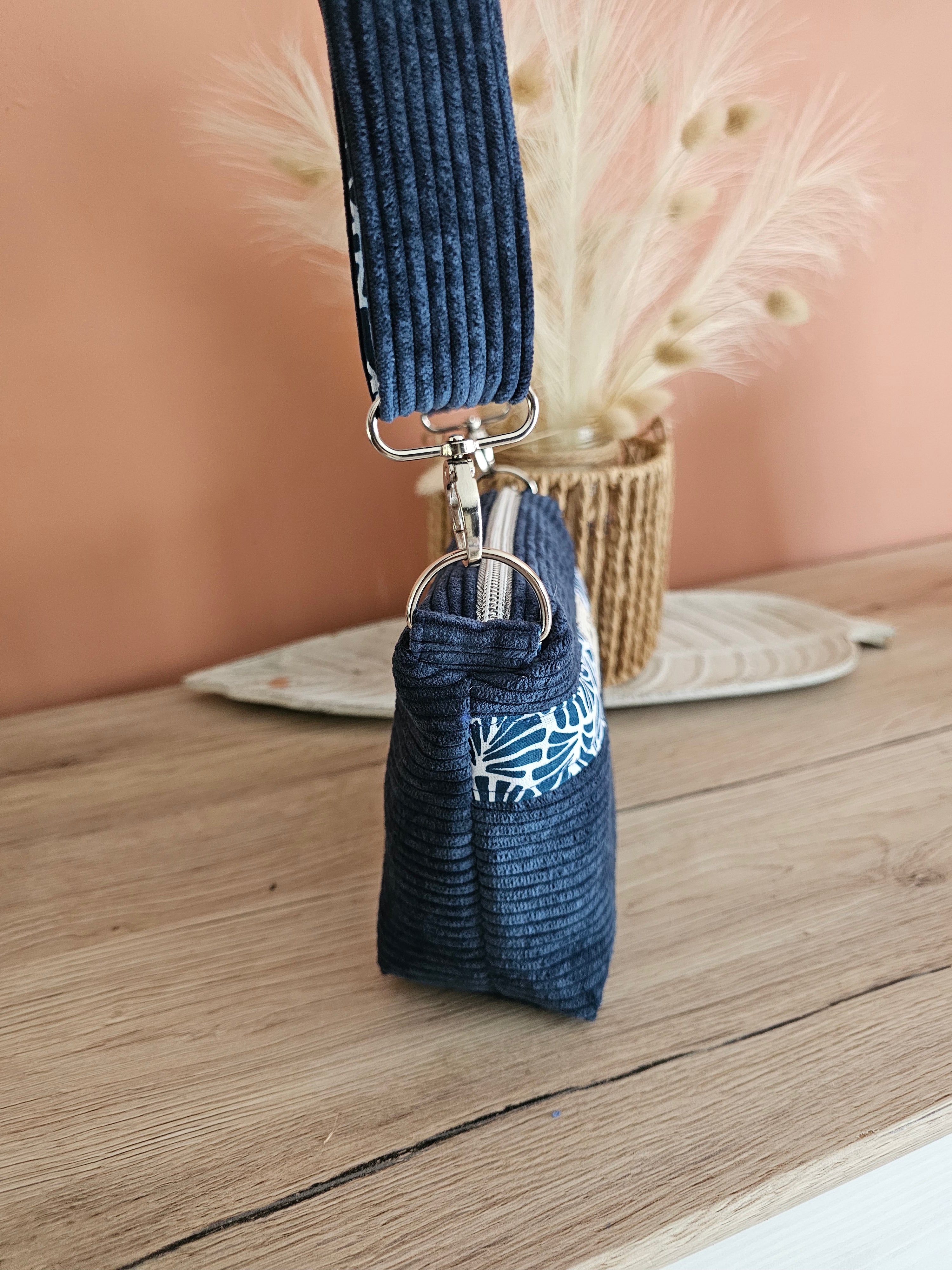 Mini sac bandoulière femme – léger, pratique & mains libres – fait main France | Mon Fil à Passion