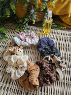 Chouchou Scrunchie fait main - Accessoire cheveux en tissu doux & anti-casse