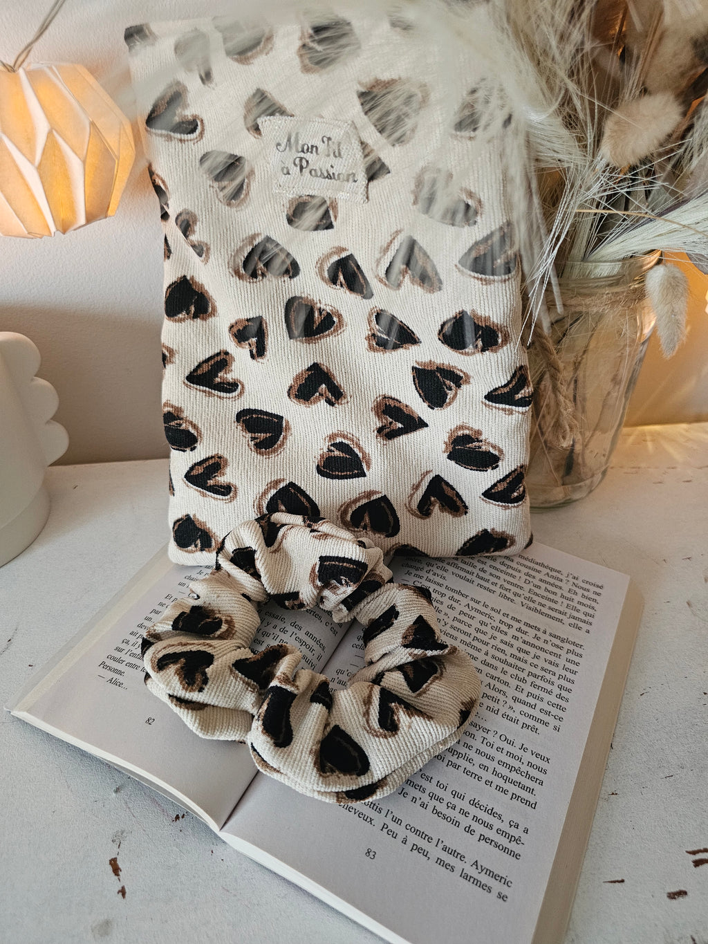 Coffret rêverie – Pochette à livres et chouchou assorti personnalisable | Idée cadeau fait main Mon Fil à Passion- artisanal