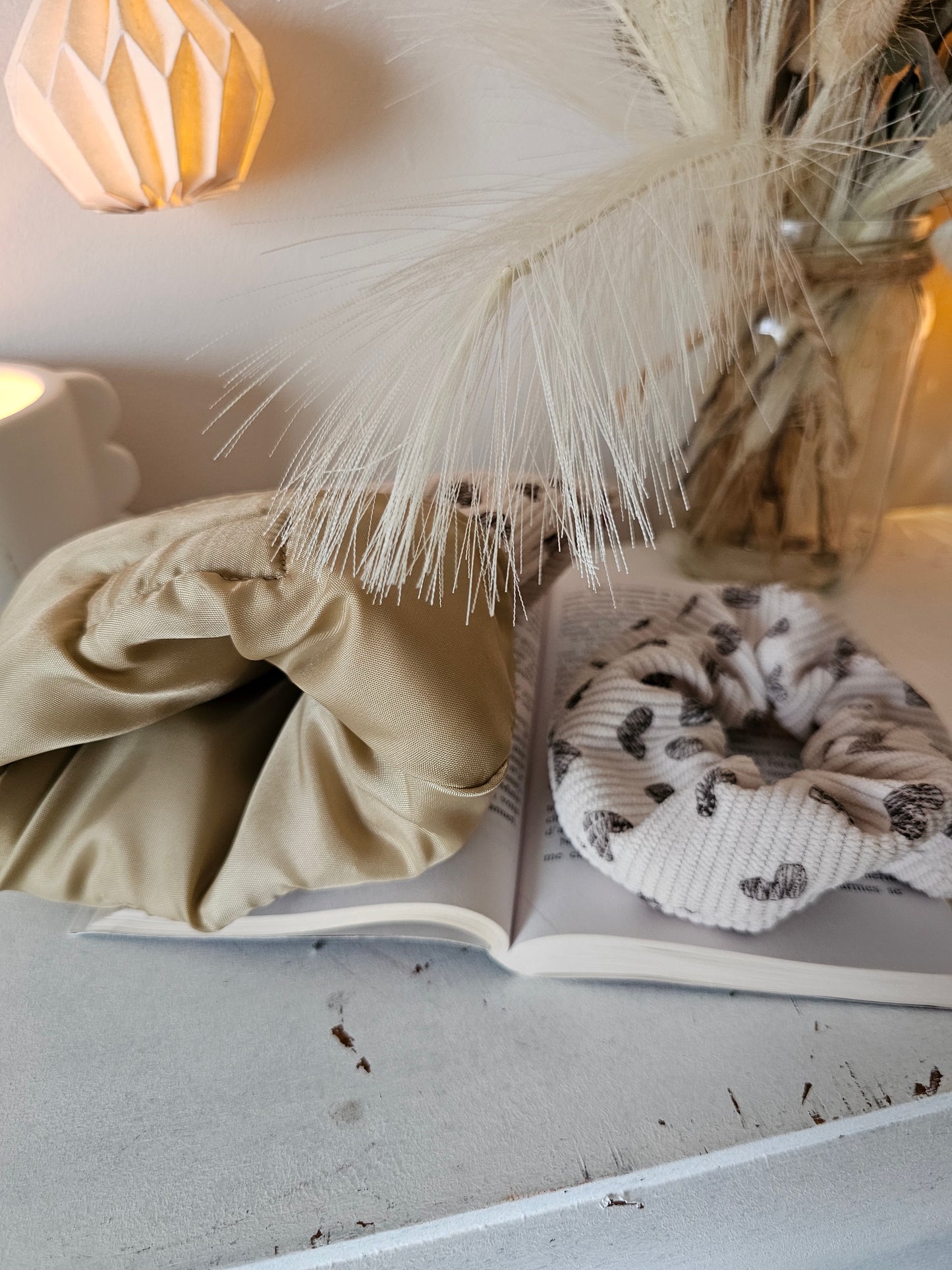 Coffret lectrice fait main – Pochette à livre molletonnée & chouchou assorti – Cadeau femme