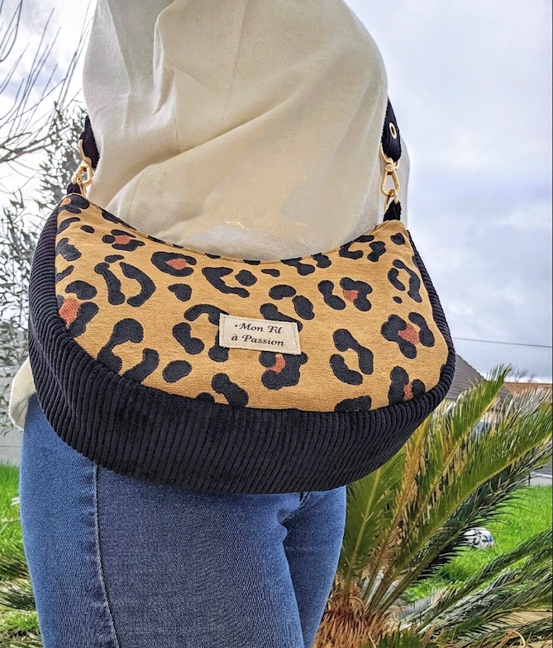 Sac bandoulière femme fait main – demi-lune chic ou bohème – Mon Fil à Passion
