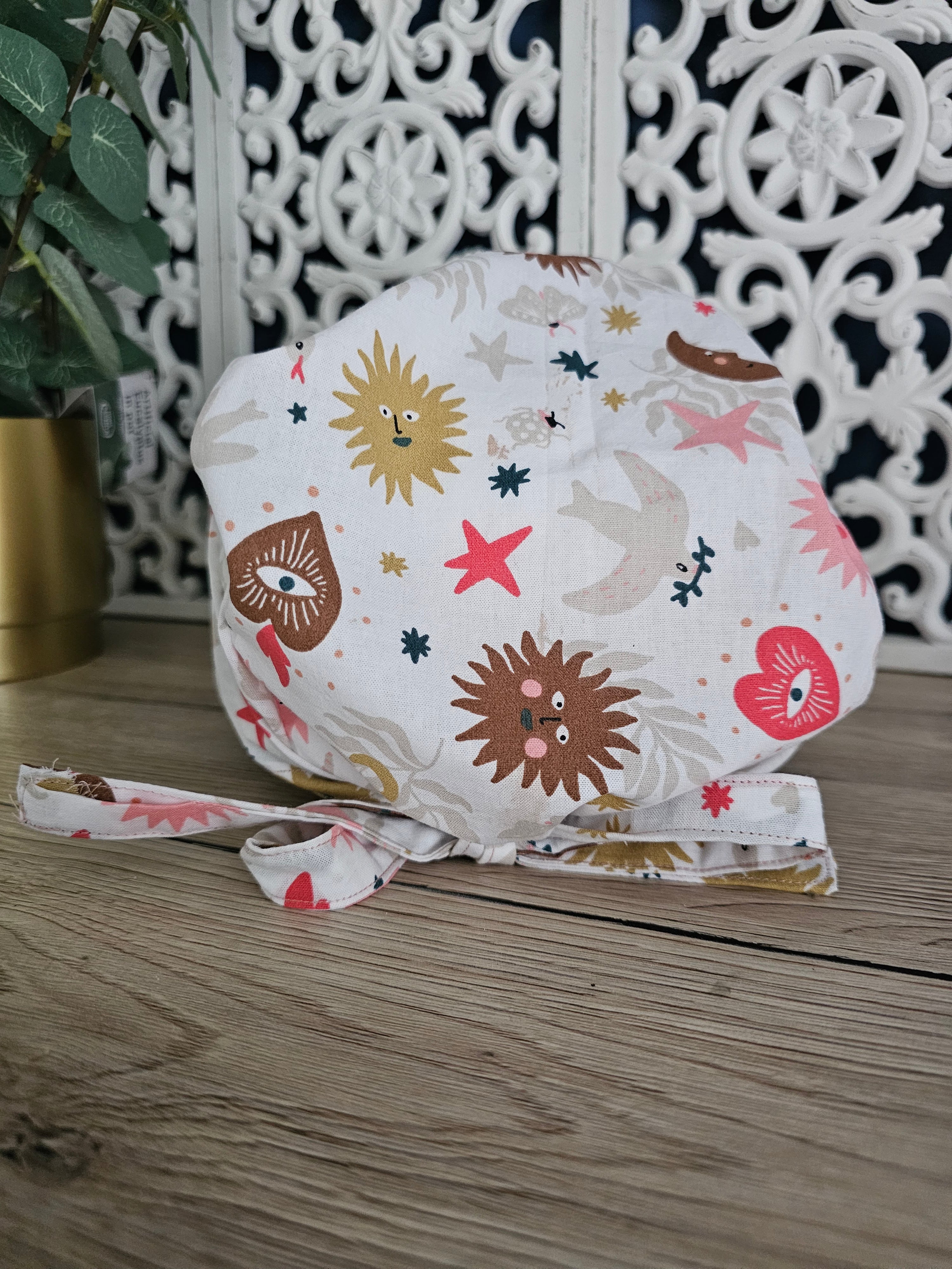 Calot soignant en coton Oeko-Tex à lacer – confortable, ajustable & fait main – Mon Fil à Passion