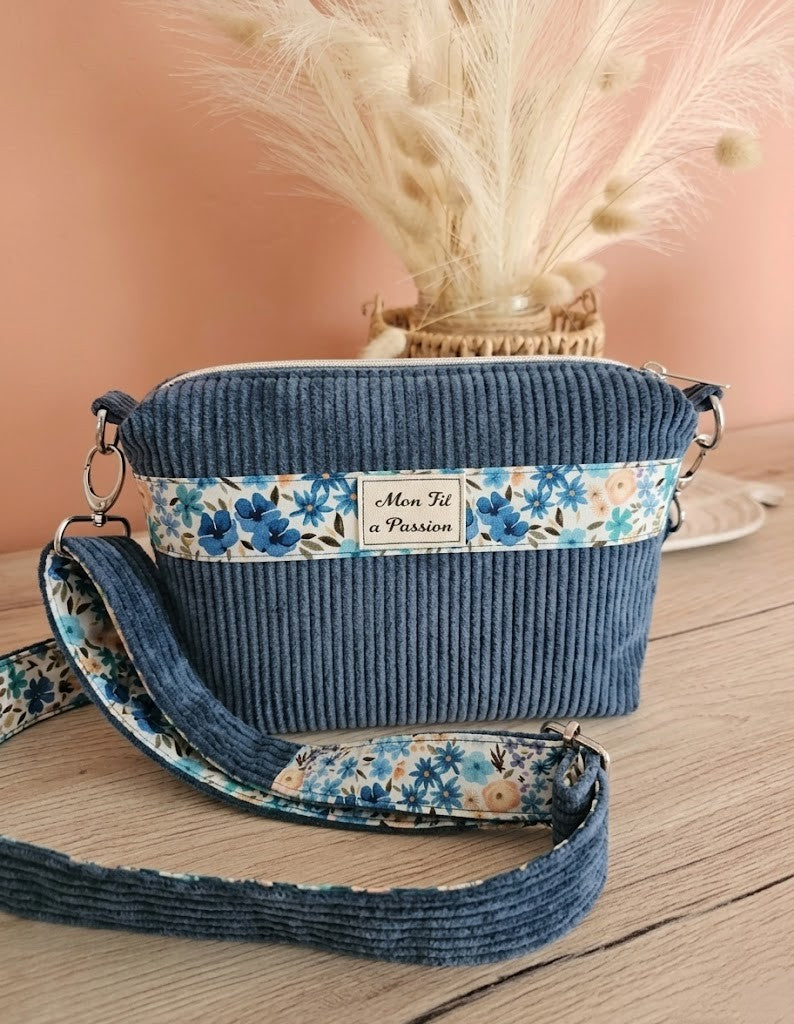 Mini sac bandoulière femme – léger, pratique & mains libres – fait main France | Mon Fil à Passion