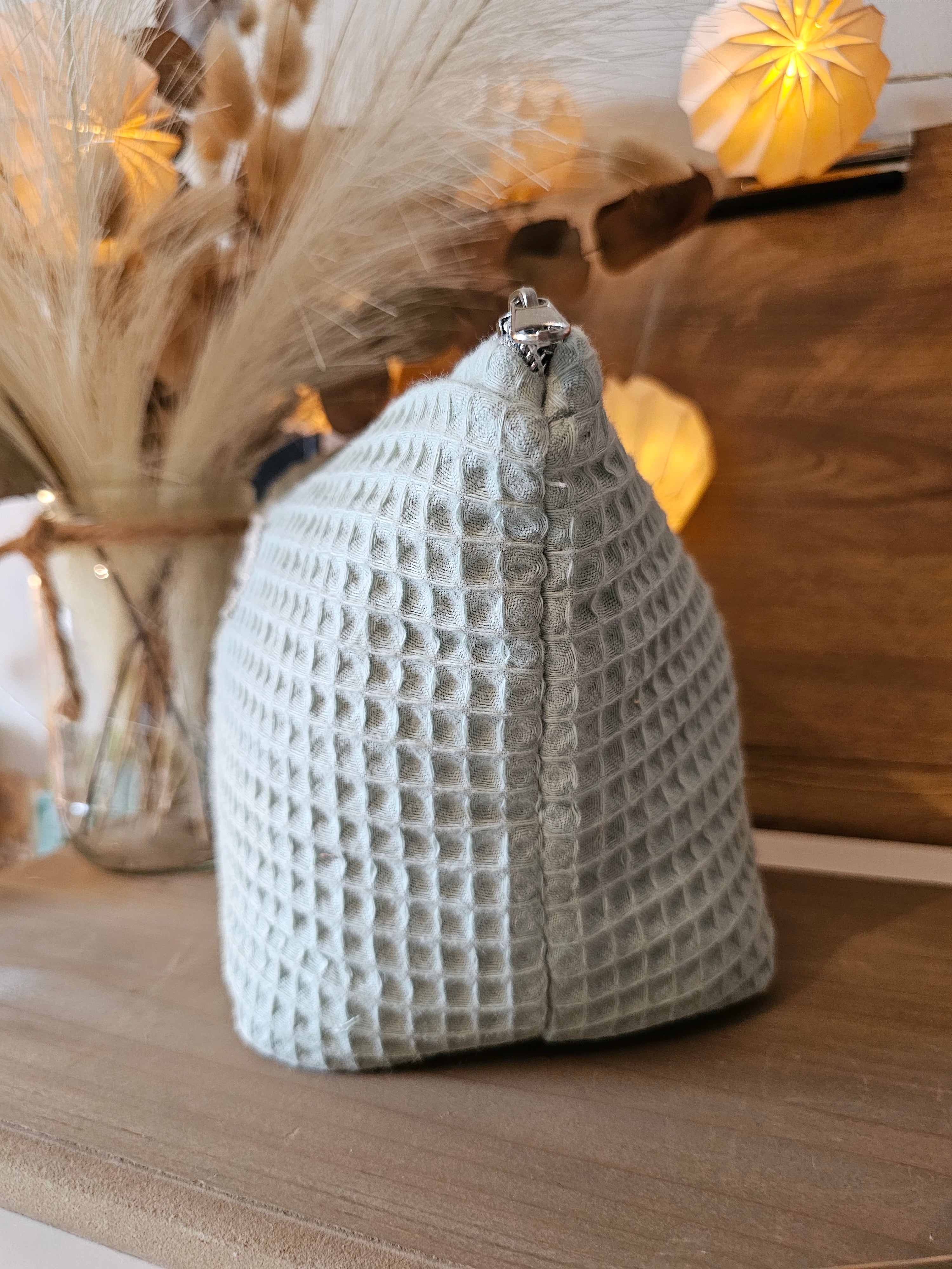 La pochette astucieuse (elle se transforme en panière)