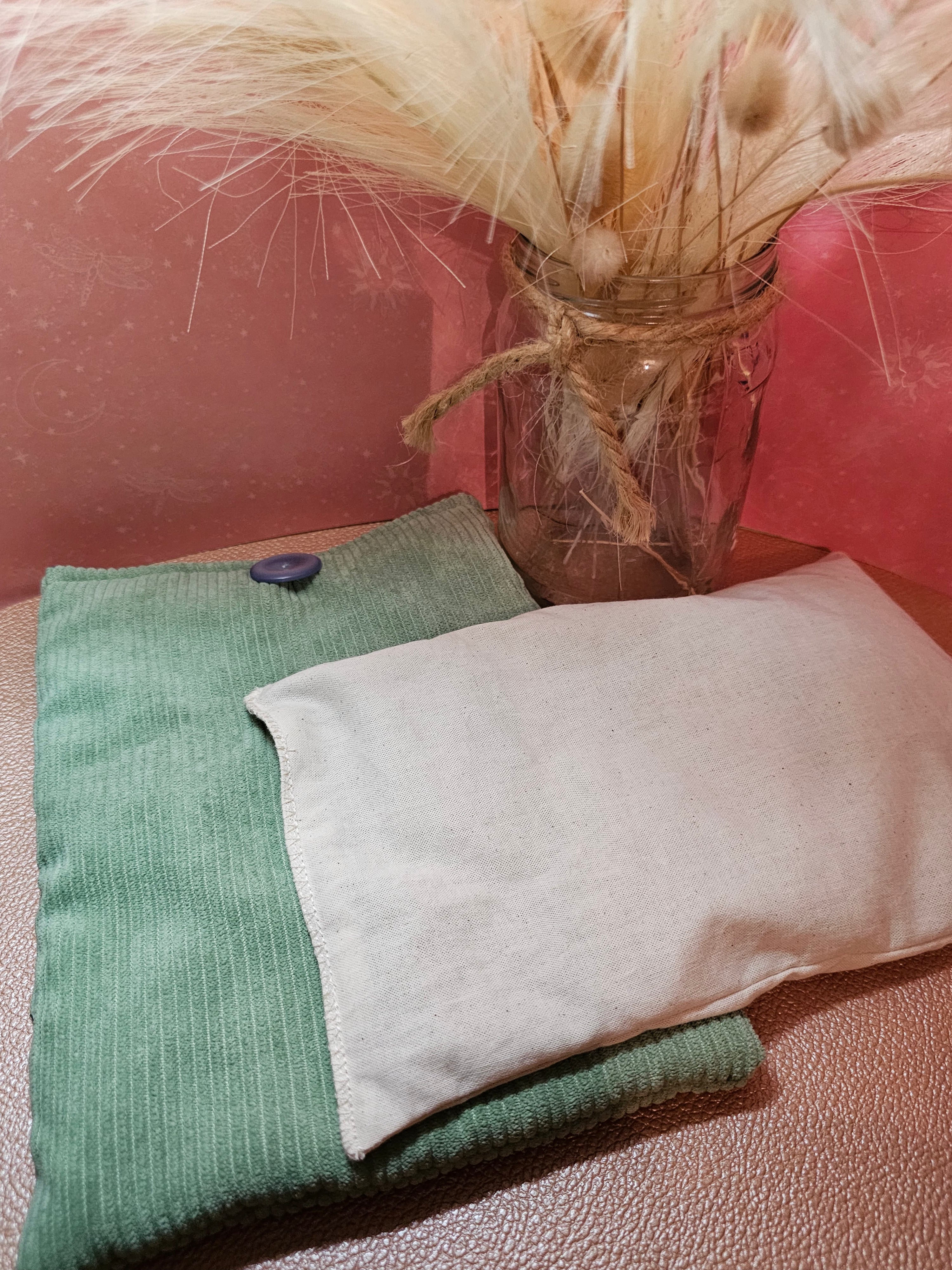 Coffret détente bouillotte + pochette à livre cadeau artisanal