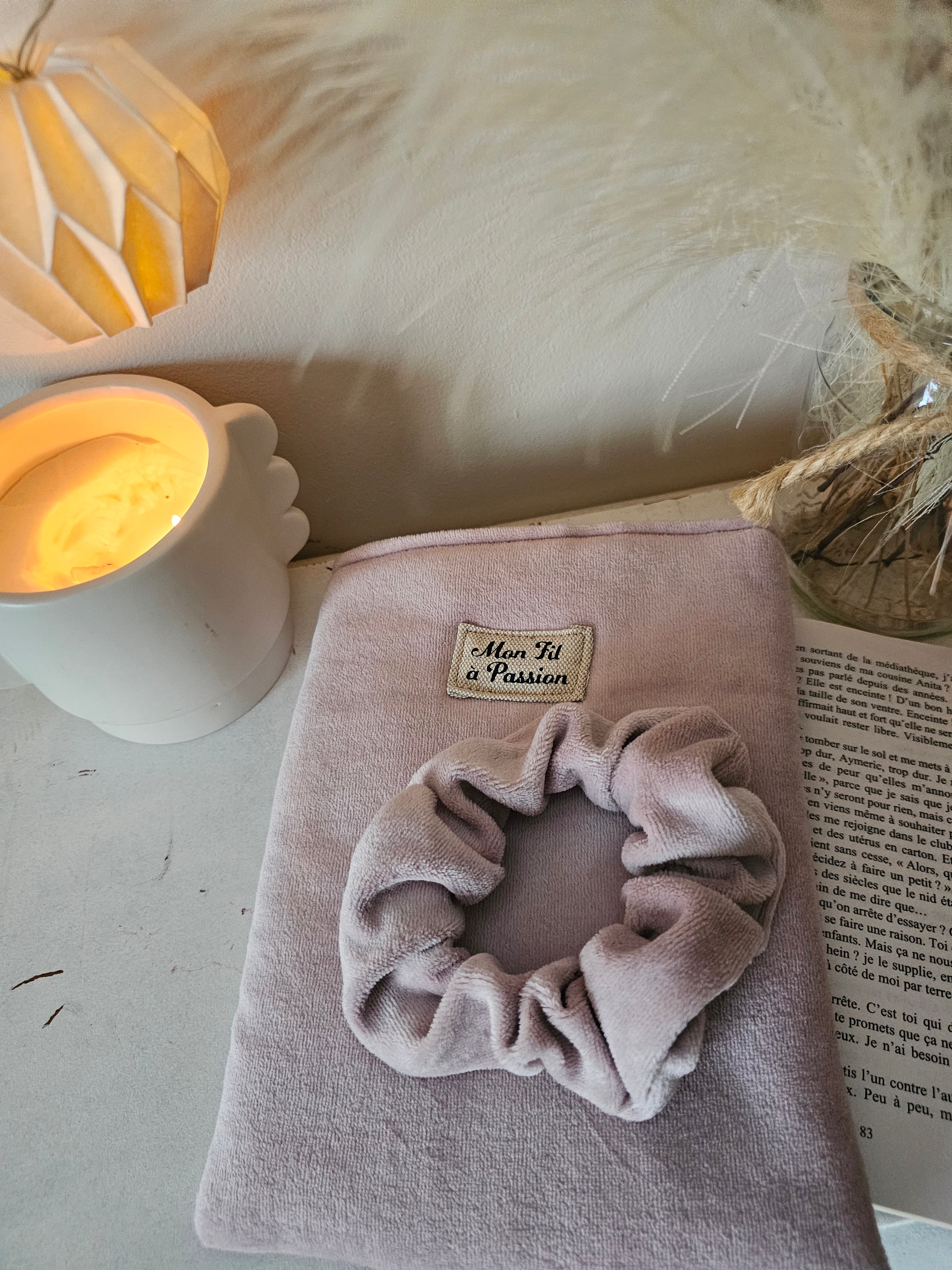 Coffret rêverie – Pochette à livres et chouchou assorti personnalisable | Idée cadeau fait main Mon Fil à Passion- artisanal