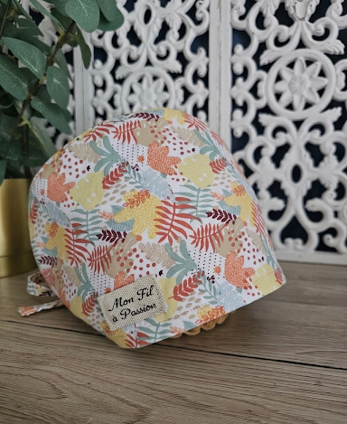 Calot soignant en coton Oeko-Tex à lacer – confortable, ajustable & fait main – Mon Fil à Passion