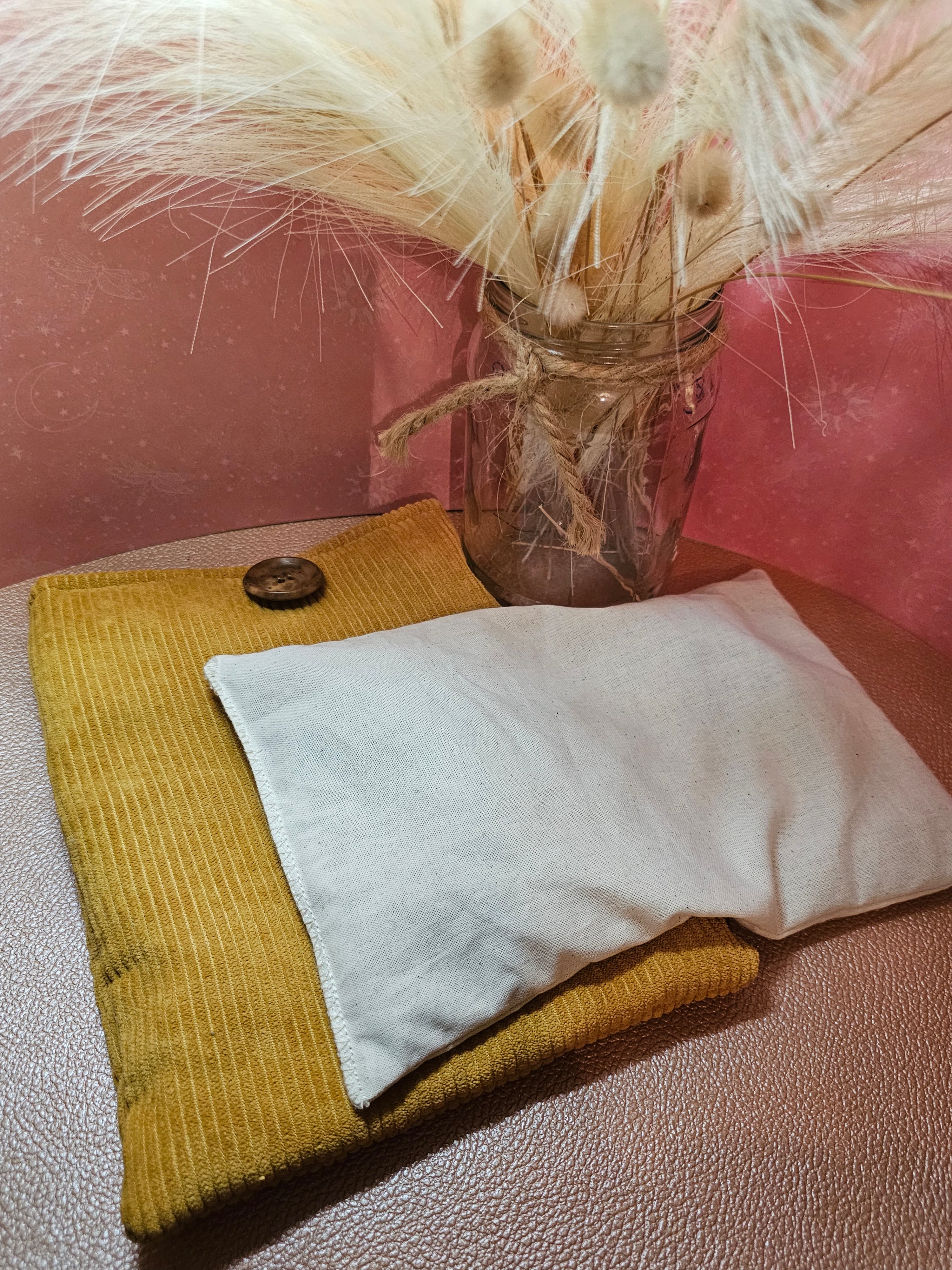 Coffret détente bouillotte + pochette à livre cadeau artisanal