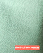 Porte-clé personnalisé en simili cuir – fait main avec prénom ou mot – Mon Fil à Passion