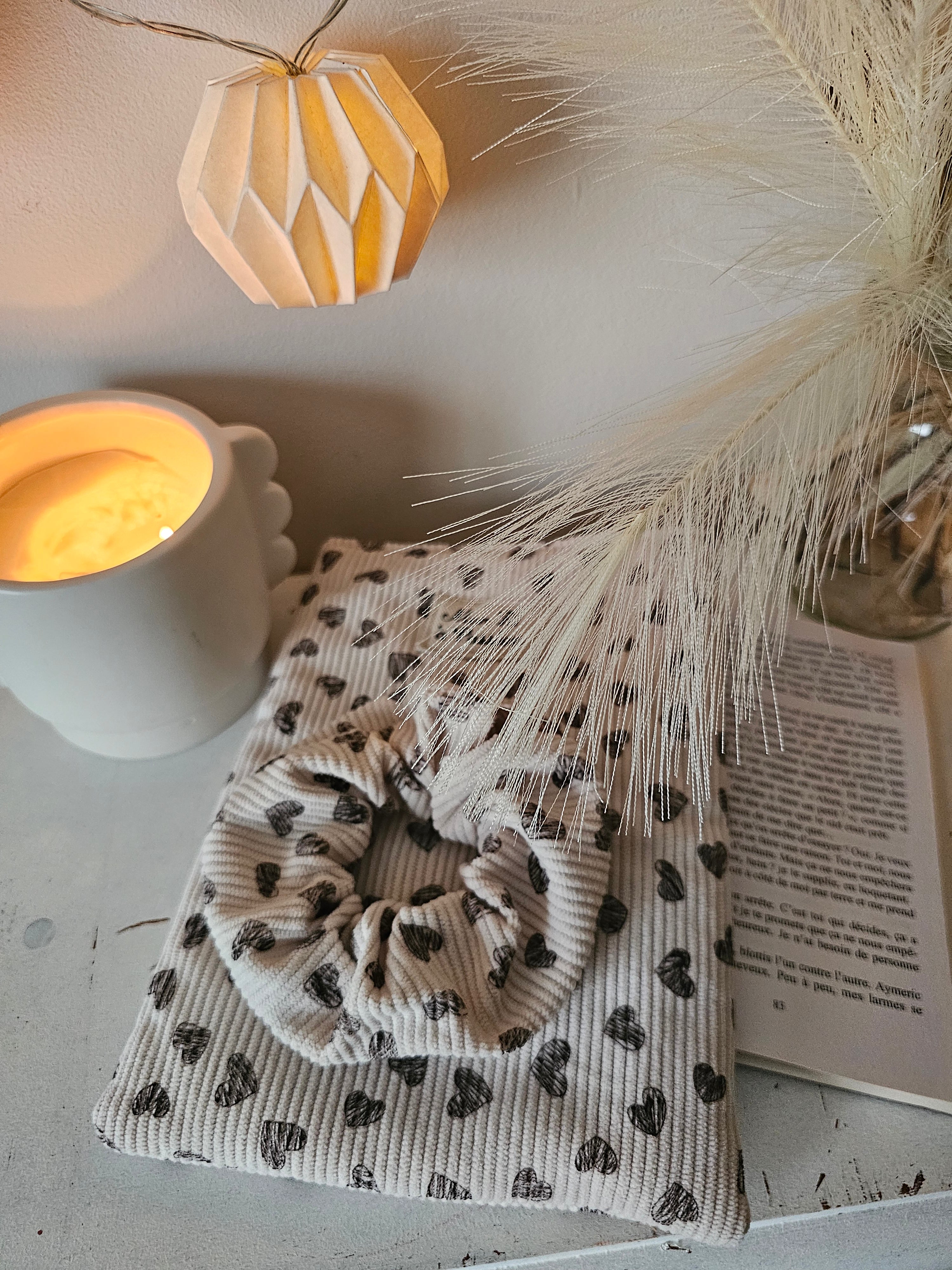 Coffret rêverie – Pochette à livres et chouchou assorti personnalisable | Idée cadeau fait main Mon Fil à Passion- artisanal