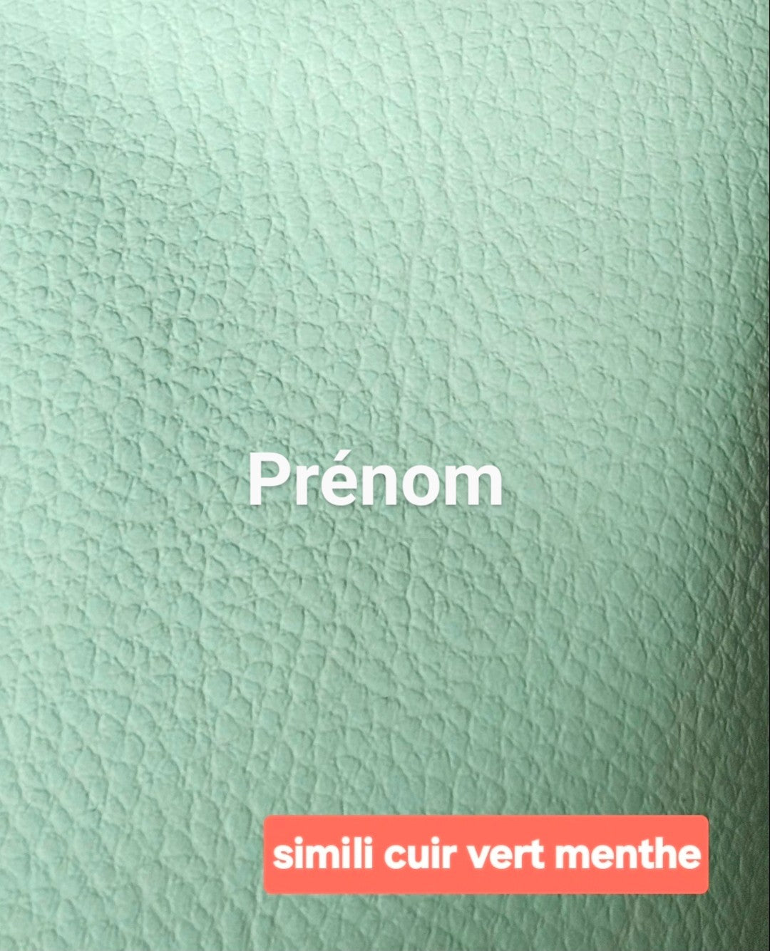 Porte-clé cœur en simili cuir – Fait main & personnalisable (prénom ou mot)