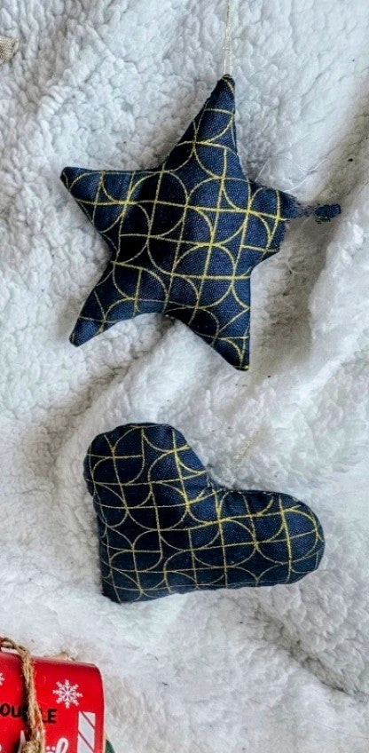 Décoration de Noël en tissus étoile et coeur
