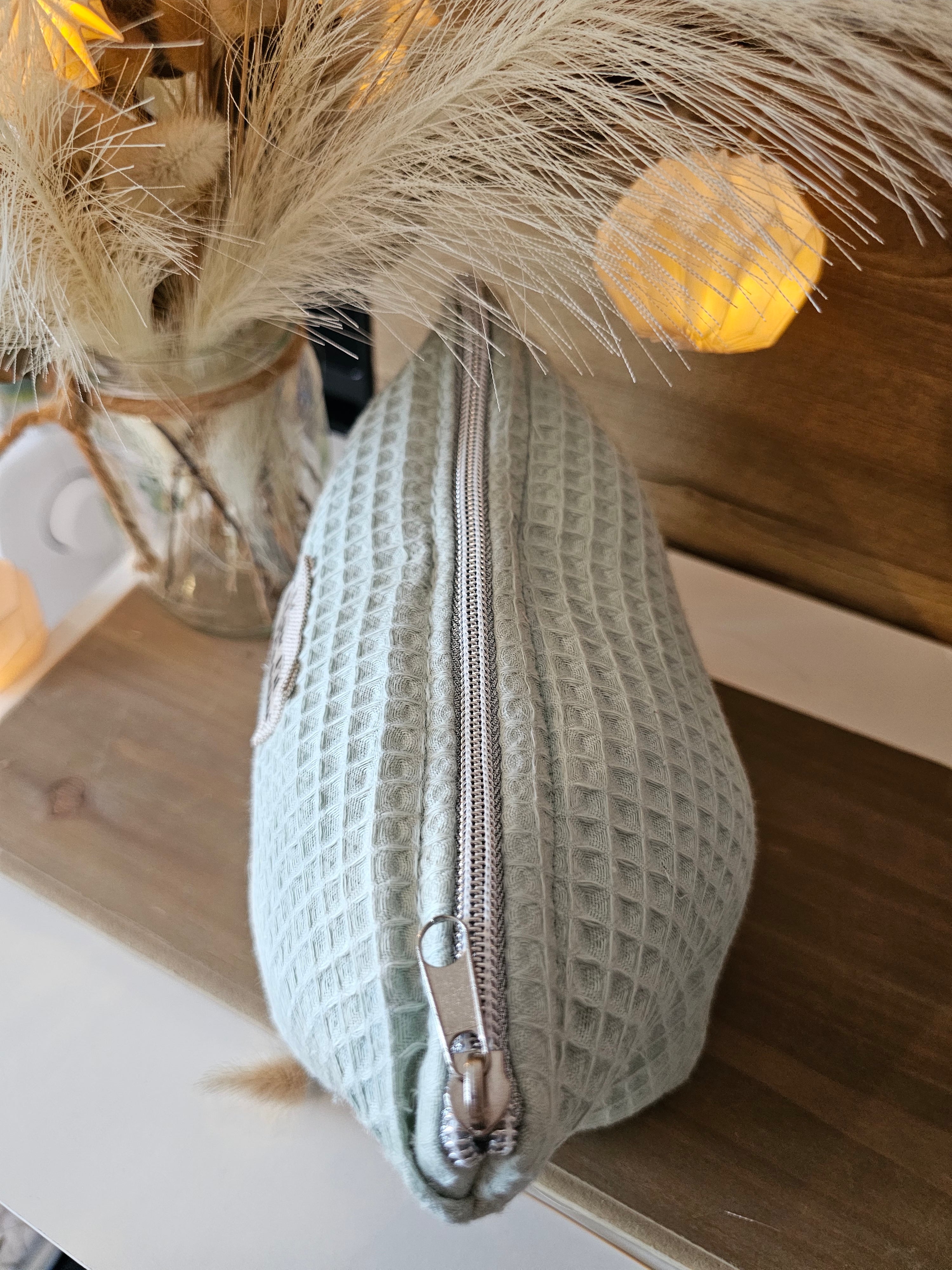 La pochette astucieuse (elle se transforme en panière)