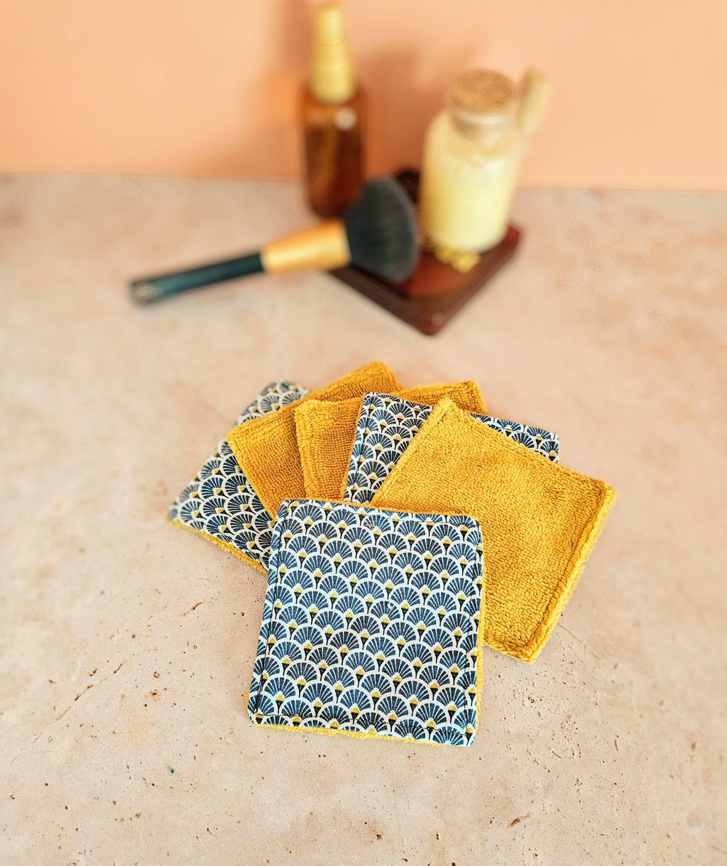 Lingette démaquillante lavable en éponge de bambou - routine beauté zéro déchet