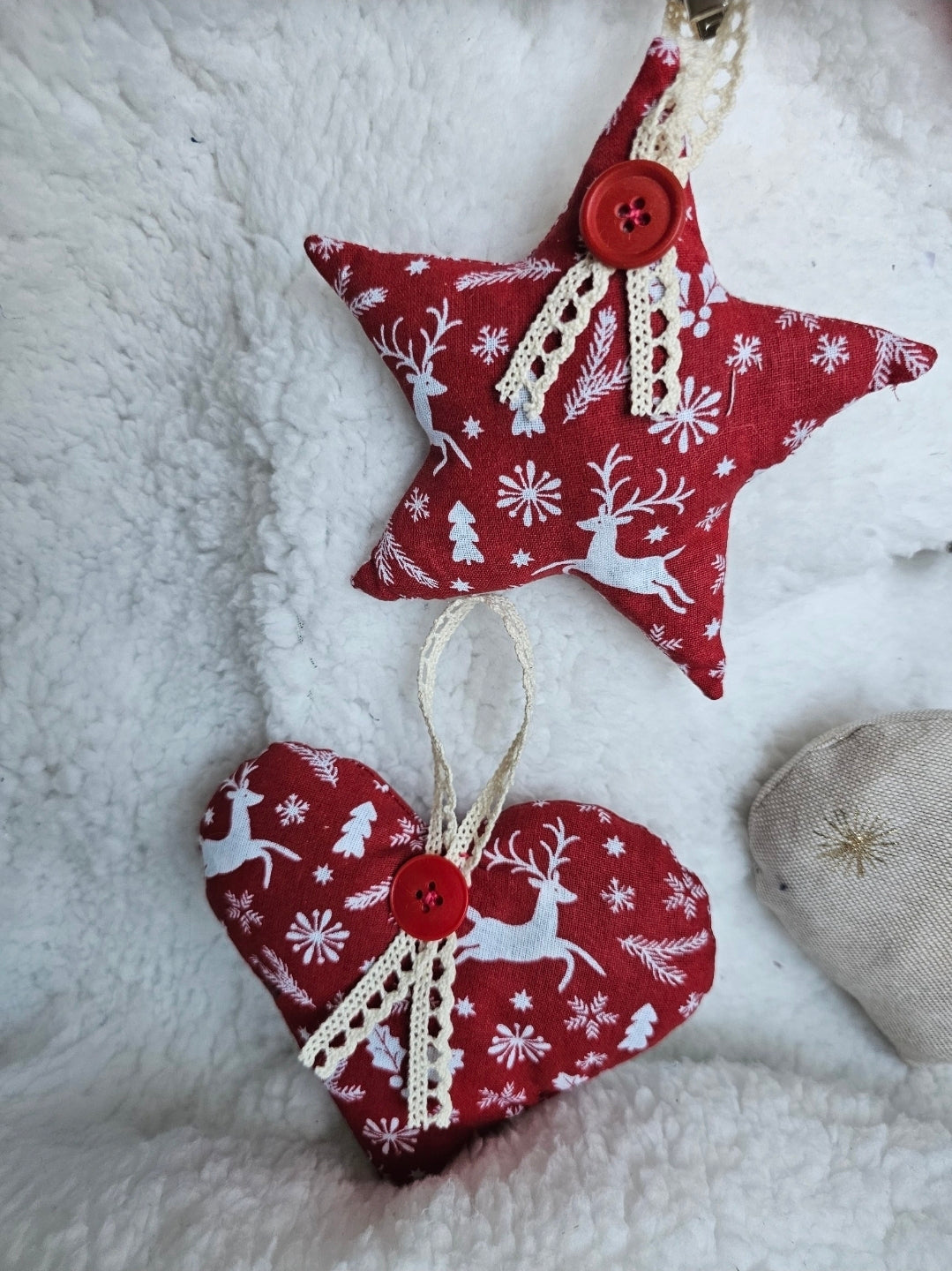 Décoration de Noël en tissus étoile et coeur