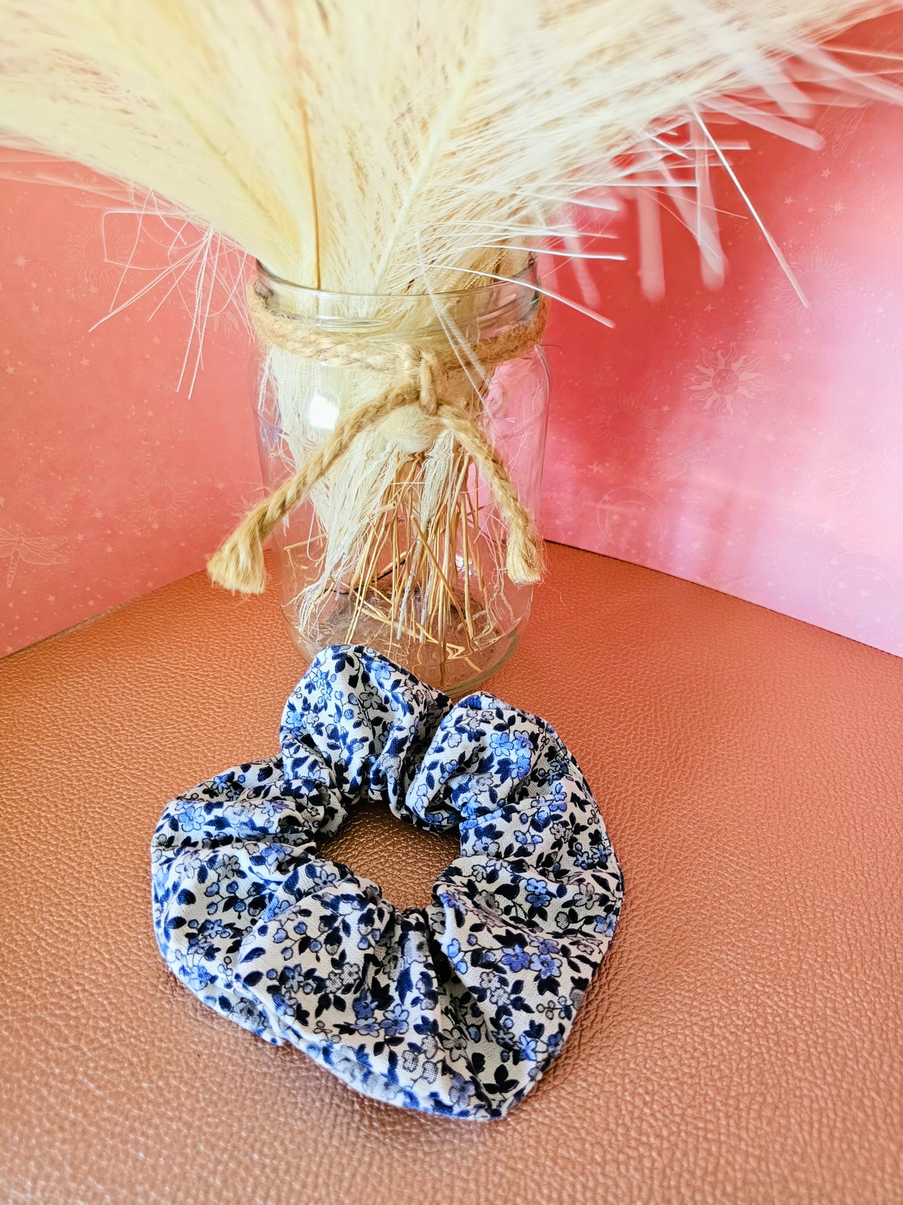 Coffret Évasion, pochette et accessoires assorties.