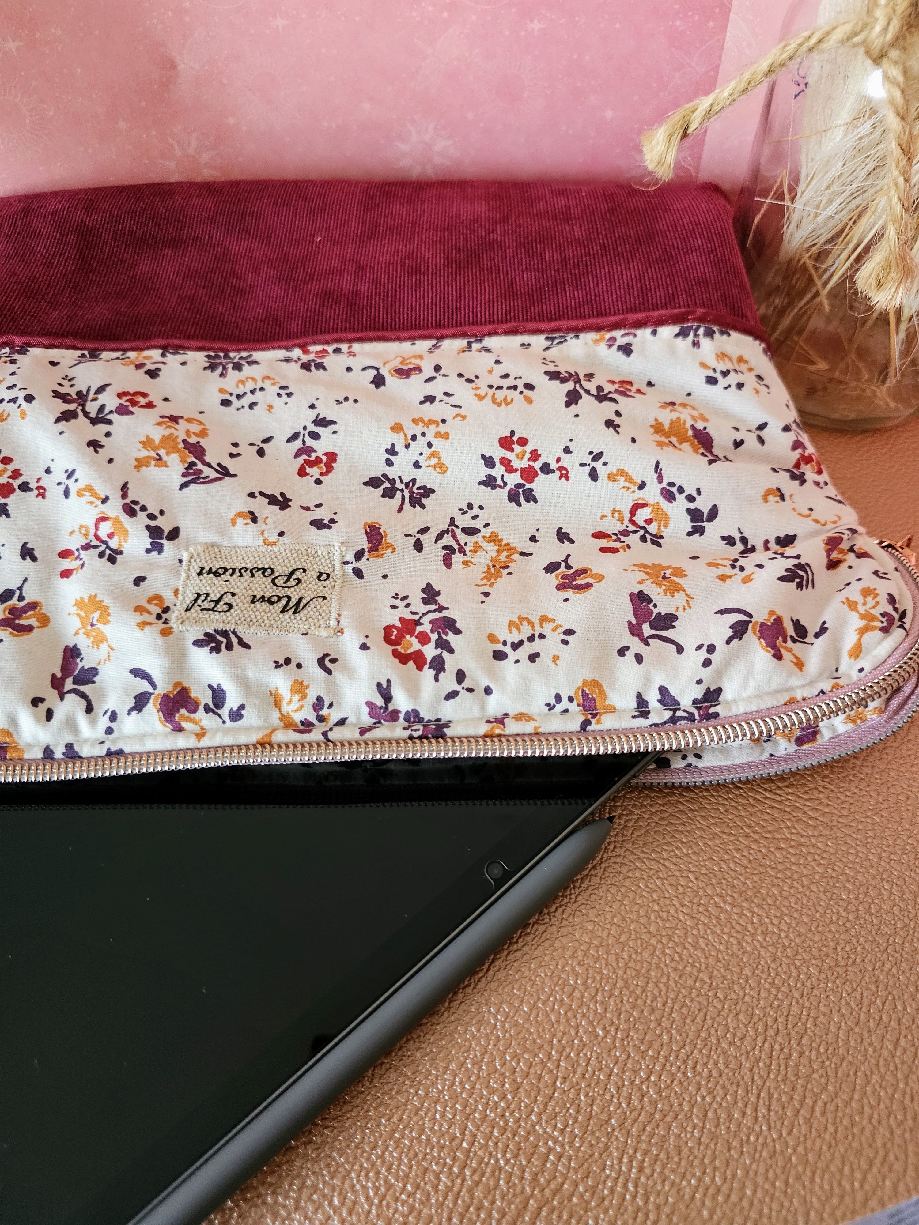 Housse de tablette molletonnée – Protection élégante en velours – Compatible iPad & tablettes Android 10 à 12 pouces