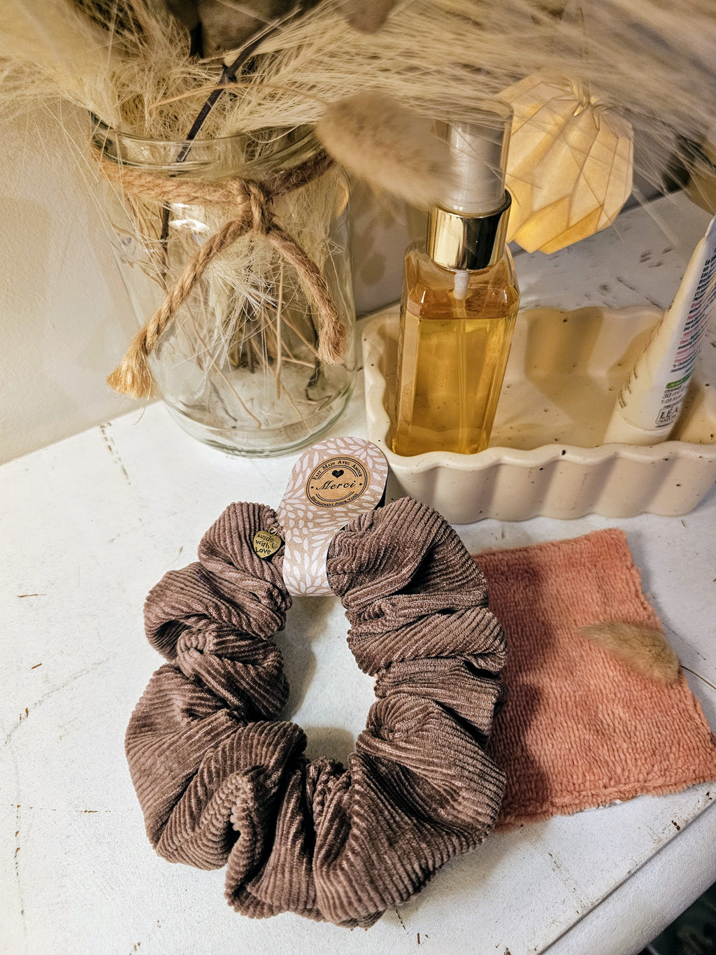 Chouchou Scrunchie fait main - Accessoire cheveux en tissu doux & anti-casse