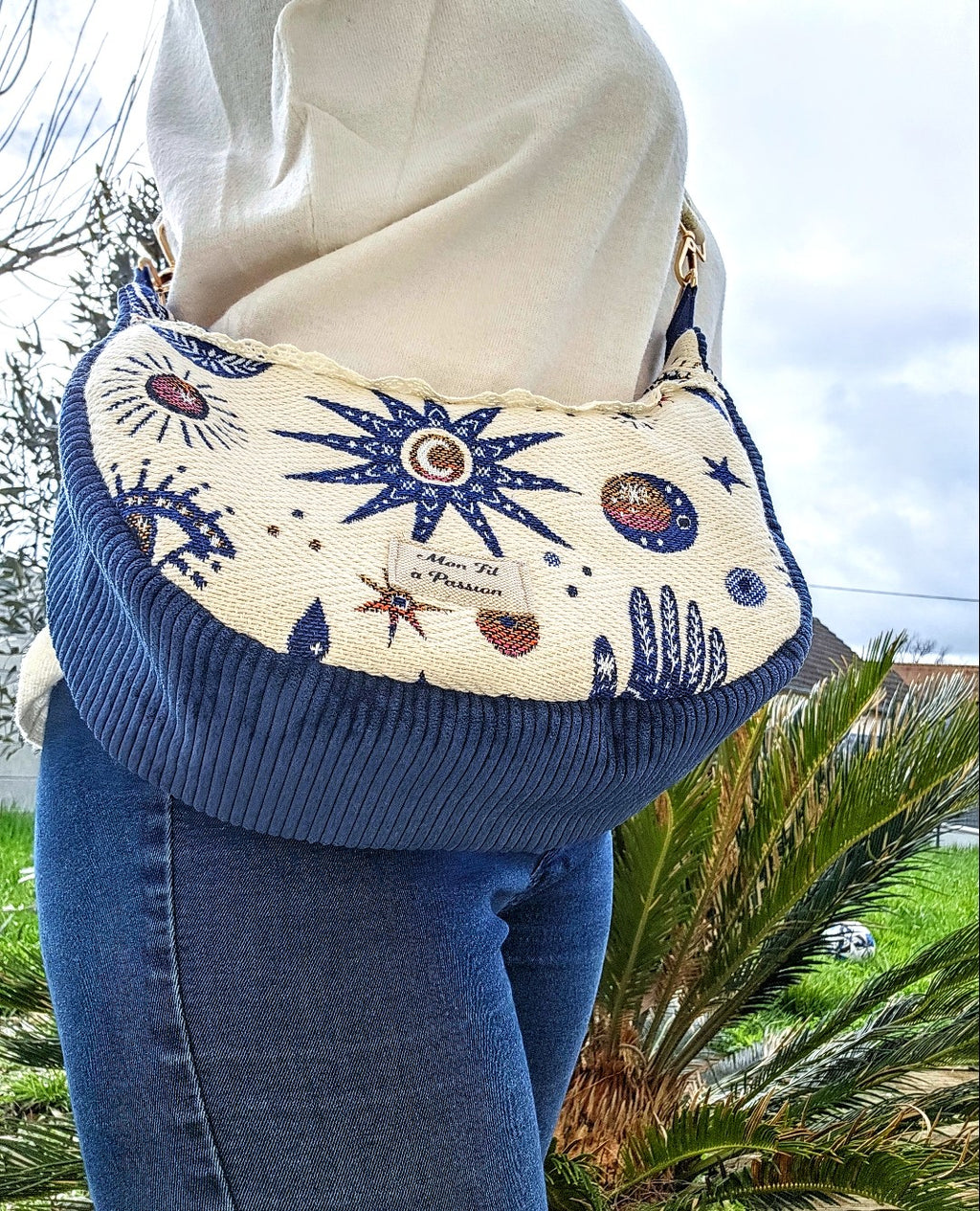 Sac bandoulière femme fait main – demi-lune chic ou bohème – Mon Fil à Passion
