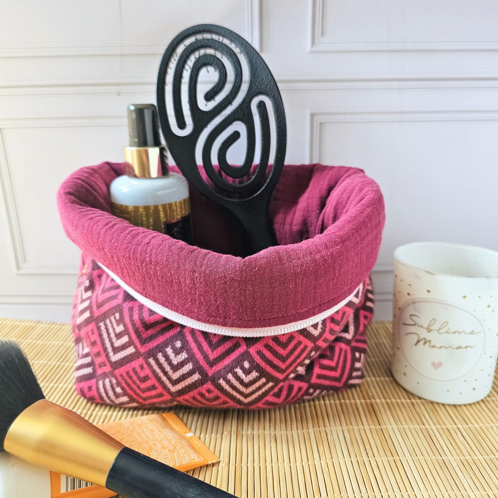 Pochette trousse de toilette 2-en-1 pratique et astucieuse