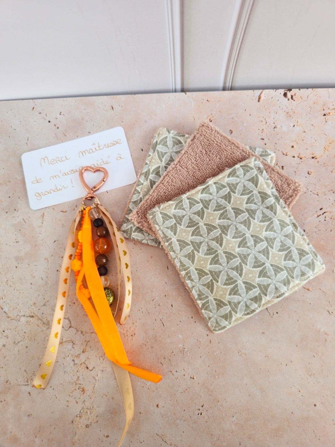 Coffret petites attentions grigri et 3 lingettes démaquillantes – fait main
